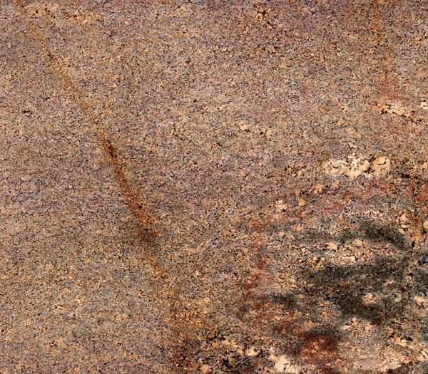 Dynamic Red Granite Wine 1528